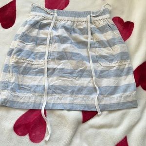 Super cute striped Loft Skirt size XSP with pockets and drawstring